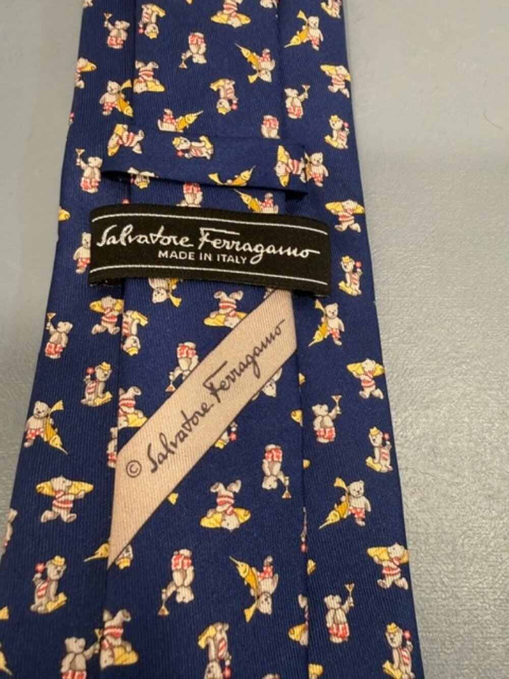 Ferragamo Blue Teddy Bear Cocktail Beach Novelty Silk Designer Tie